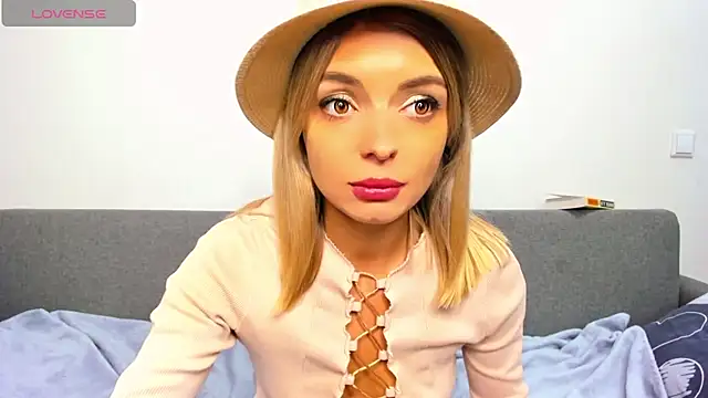  ellen meow  online show from October 27, 2025, 9:05 pm