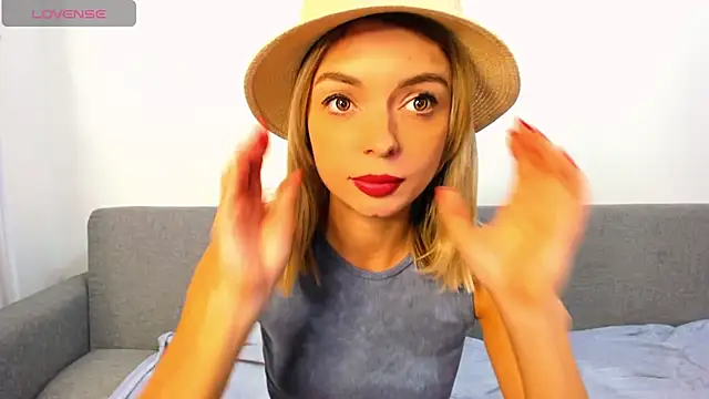  ellen meow  online show from October 9, 2025, 9:59 pm