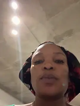 slimcateee online show from February 23, 2026, 7:25 pm