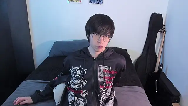Snapshot of Aventure_Twinks chatting on May 15, 2026, 10:52 pm Aventure Twinks online show from May 15, 2026, 10:52 pm