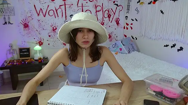 Snapshot of reaLISStic chatting on October 14, 2025, 4:29 pm reaLISStic online show from October 14, 2025, 4:29 pm