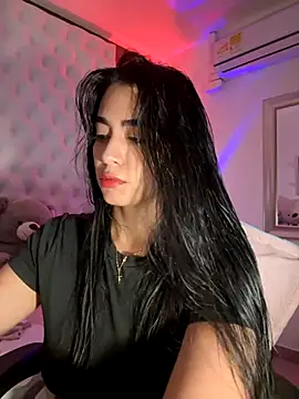 Snapshot of ZarahEvans chatting on November 29, 2025, 3:56 pm ZarahEvans online show from November 29, 2025, 3:56 pm