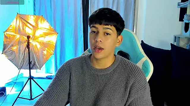 Snapshot of Franco_Rizzo_ chatting on November 11, 2025, 3:12 am Franco Rizzo online show from November 11, 2025, 3:12 am