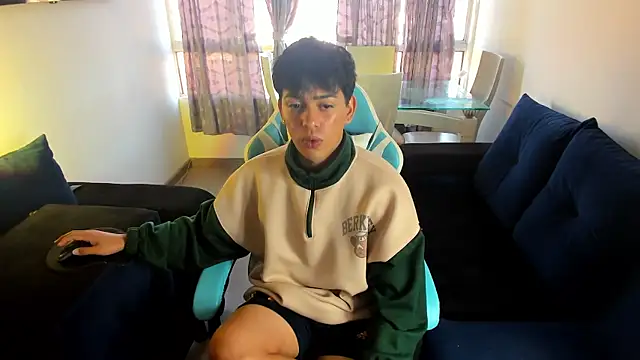 Snapshot of Franco_Rizzo_ chatting on January 20, 2025, 6:21 pm Franco Rizzo online show from January 20, 2025, 6:21 pm