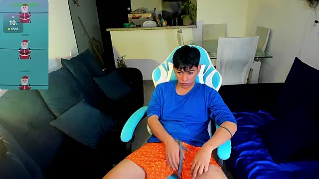 Snapshot of Franco_Rizzo_ chatting on December 15, 2024, 9:53 pm Franco Rizzo online show from December 15, 2024, 9:53 pm