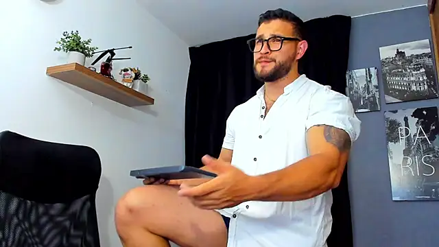 AndrewDiaz online show from December 19, 2025, 6:49 am