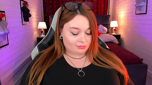 Snapshot of KimberlyMaran chatting on March 12, 2025, 3:29 pm KimberlyMaran online show from March 12, 2025, 3:29 pm