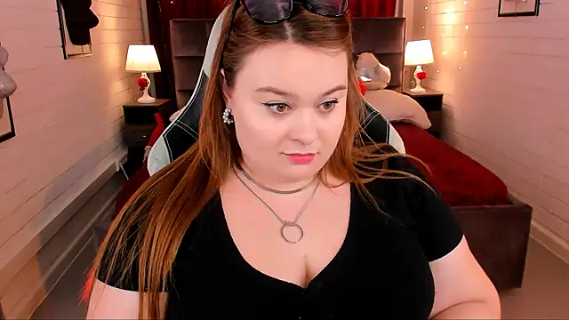 Snapshot of KimberlyMaran chatting on March 8, 2025, 12:41 pm KimberlyMaran online show from March 8, 2025, 12:41 pm