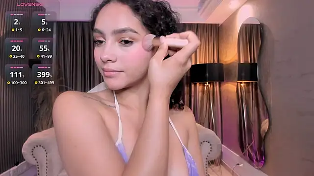Snapshot of anahi_curlie1 chatting on June 6, 2026, 11:15 am anahi curlie1 online show from June 6, 2026, 11:15 am