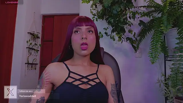 Snapshot of Yeriawaddell_ chatting on March 24, 2026, 10:21 pm Yeriawaddell online show from March 24, 2026, 10:21 pm