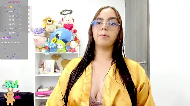 Valery7rose  online show from May 3, 2026, 2:53 pm