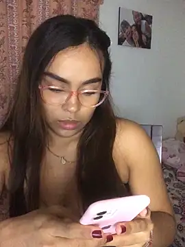 Snapshot of JuanaSimons chatting on February 24, 2026, 12:22 am JuanaSimons online show from February 24, 2026, 12:22 am