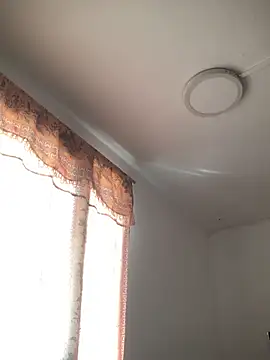 Snapshot of JuanaSimons chatting on March 15, 2026, 7:10 pm JuanaSimons online show from March 15, 2026, 7:10 pm