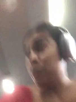 Snapshot of JuanaSimons chatting on March 20, 2026, 12:44 am JuanaSimons online show from March 20, 2026, 12:44 am