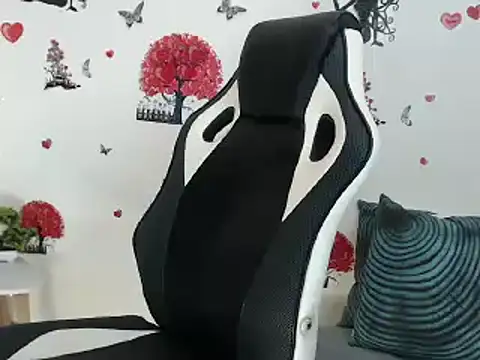 Snapshot of Angel_bran chatting on February 25, 2025, 3:31 pm Angel bran online show from February 25, 2025, 3:31 pm