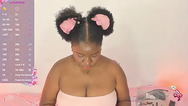 Snapshot of tanisha_bigboobs chatting on October 29, 2025, 11:47 pm tanisha bigboobs online show from October 29, 2025, 11:47 pm