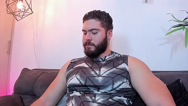 Snapshot of SebastianVilla_ chatting on July 13, 2026, 11:15 pm SebastianVilla online show from July 13, 2026, 11:15 pm