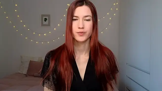 AliciaNewell online show from April 26, 2026, 7:27 am
