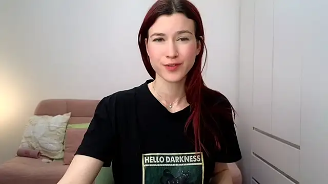 AliciaNewell online show from November 21, 2025, 3:44 pm