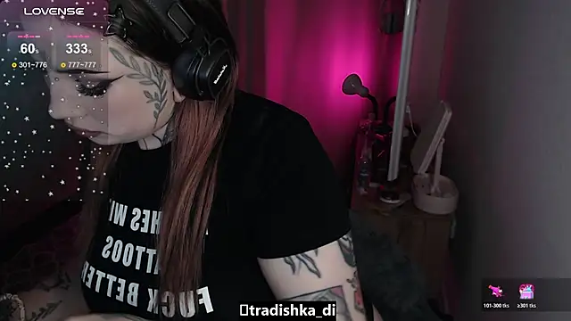 Snapshot of tradishka chatting on November 1, 2025, 7:41 pm tradishka online show from November 1, 2025, 7:41 pm