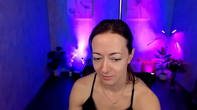 kimberlyray777 online show from March 8, 2025, 2:40 pm