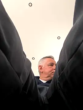 Snapshot of parejamlga58 chatting on February 19, 2026, 9:17 am parejamlga58 online show from February 19, 2026, 9:17 am