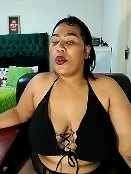 Snapshot of KINKYTEE20 chatting on December 3, 2025, 7:57 pm KINKYTEE20 online show from December 3, 2025, 7:57 pm