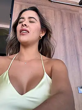 Emilia Bakerr online show from August 1, 2026, 7:56 pm
