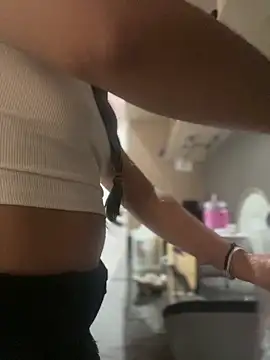 Emilia Bakerr online show from February 25, 2025, 6:33 pm