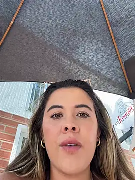 Emilia Bakerr online show from July 18, 2026, 8:17 pm