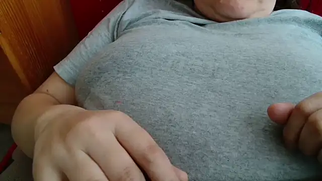 Lucinka1 online show from March 20, 2026, 2:18 pm