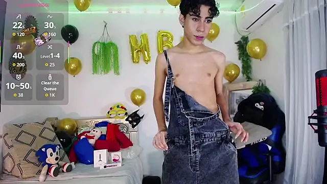 huge armound online show from April 23, 2026, 7:04 am