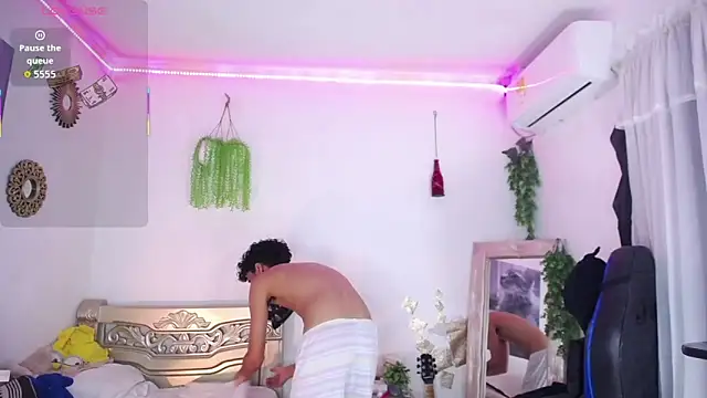 huge armound online show from February 13, 2026, 6:35 am