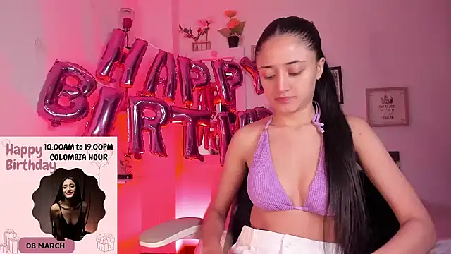  Caroliinee  online show from March 8, 2025, 3:02 pm