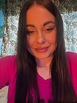 Snapshot of DaisyStreet chatting on June 6, 2026, 4:12 pm DaisyStreet online show from June 6, 2026, 4:12 pm
