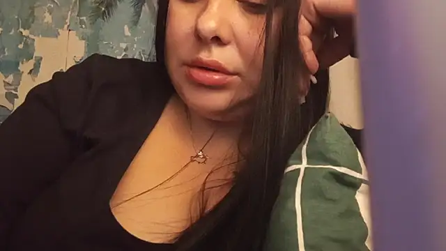 DaisyStreet online show from October 11, 2025, 9:49 pm