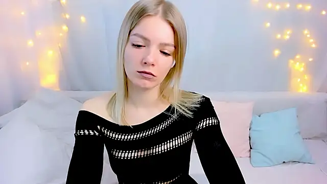 Lily Daviss online show from February 13, 2026, 2:55 am