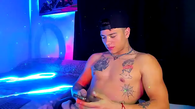 Dominic Biker   online show from December 4, 2024, 3:42 am