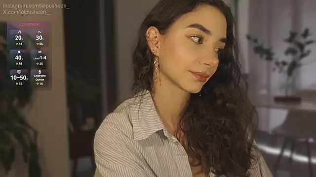 Snapshot of JulietteDee chatting on July 8, 2026, 9:26 pm JulietteDee online show from July 8, 2026, 9:26 pm