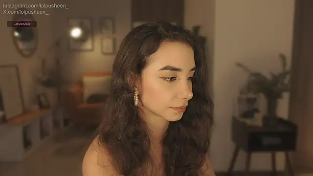 Snapshot of JulietteDee chatting on July 6, 2026, 10:12 pm JulietteDee online show from July 6, 2026, 10:12 pm