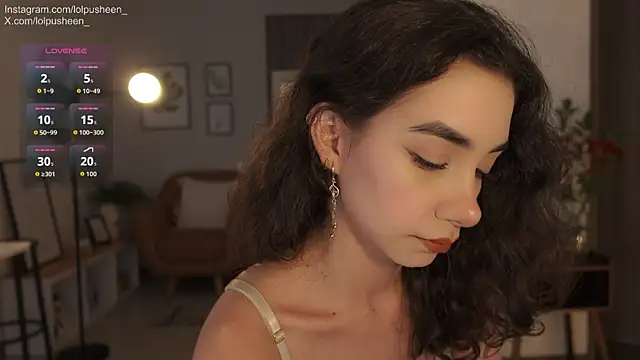 JulietteDee online show from February 4, 2026, 9:32 pm