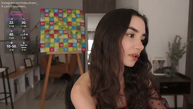 JulietteDee online show from May 7, 2026, 9:51 pm