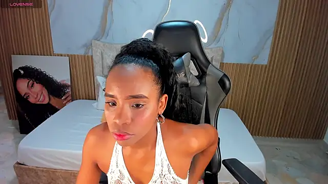 Snapshot of lia_16 chatting on August 3, 2026, 11:05 am lia 16 online show from August 3, 2026, 11:05 am