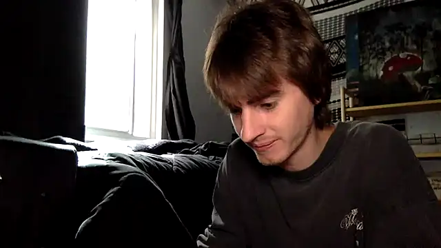 spicylaboi online show from April 12, 2026, 5:05 pm