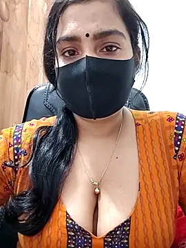 Snapshot of Ritusri_Dotta chatting on February 20, 2025, 6:57 pm Ritusri Dotta online show from February 20, 2025, 6:57 pm