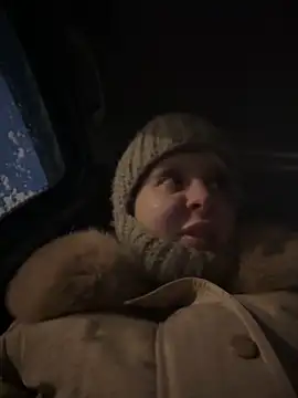 LikaCat online show from November 8, 2025, 12:58 am