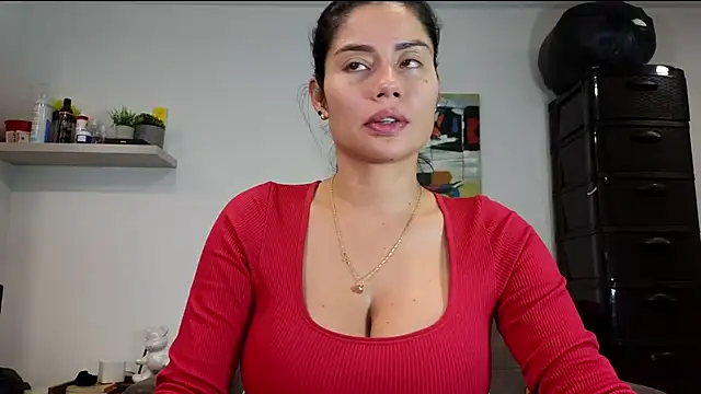 Alondra fetish online show from July 11, 2026, 4:02 am