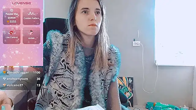 RosaJil online show from November 14, 2025, 11:58 am