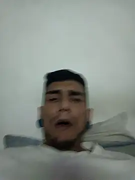 Snapshot of Bogotano1312 chatting on December 15, 2025, 10:43 am Bogotano1312 online show from December 15, 2025, 10:43 am