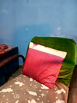 Snapshot of Gulabo-jaan chatting on December 5, 2025, 5:22 pm Gulabo-jaan online show from December 5, 2025, 5:22 pm